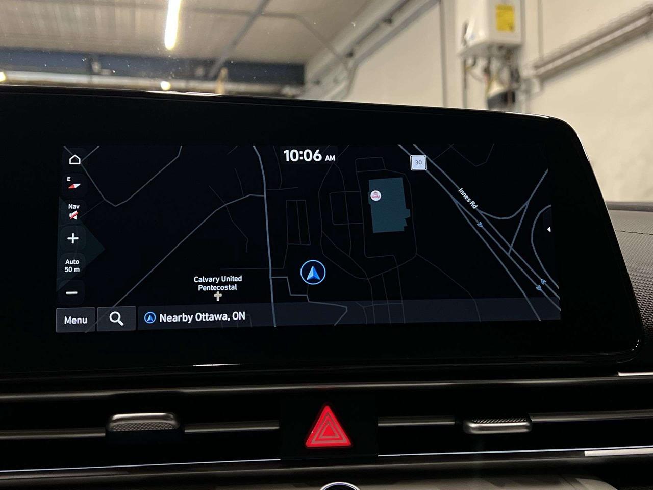 2025 Hyundai Elantra LUXURY | HTD LEATHER | SUNROOF | CARPLAY | ALLOYS Photo