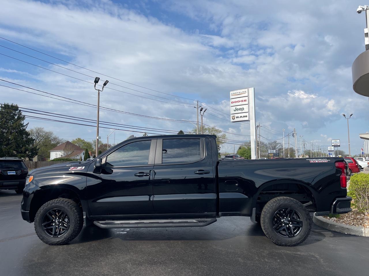 2024 Chevrolet Silverado 1500  Photo
