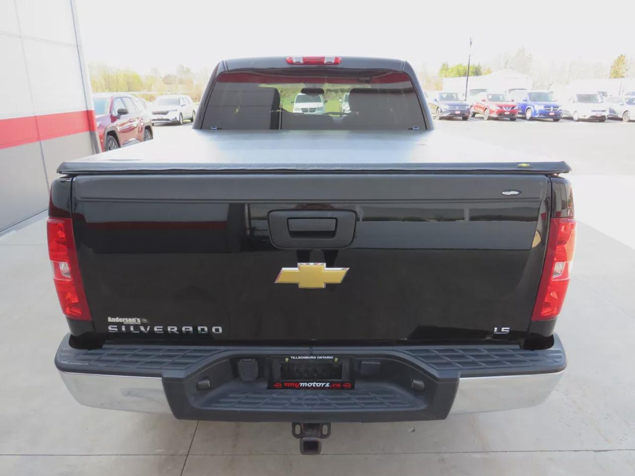 2013 Chevrolet Silverado 1500 LS Cheyenne Edition | Very Low KM!! | Clean Title No Accidents | Running Boards | Tonneau Cover | Hitch | Photo