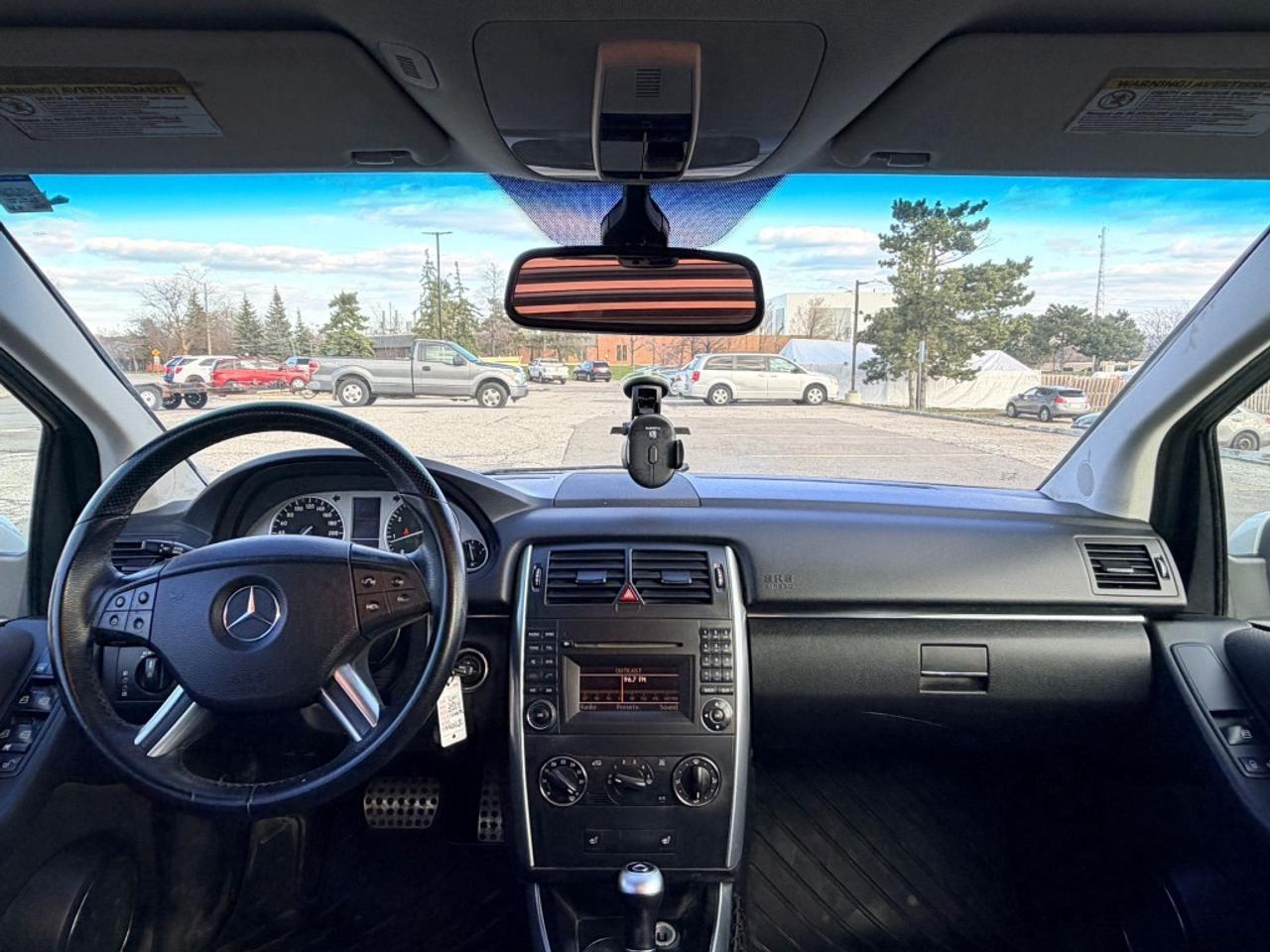 2011 Mercedes-Benz B-Class 4dr Hatchback B200 Photo