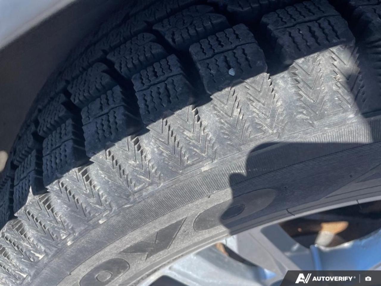 2017 Honda CR-V LX  LX, AWD, REMOTE START Photo