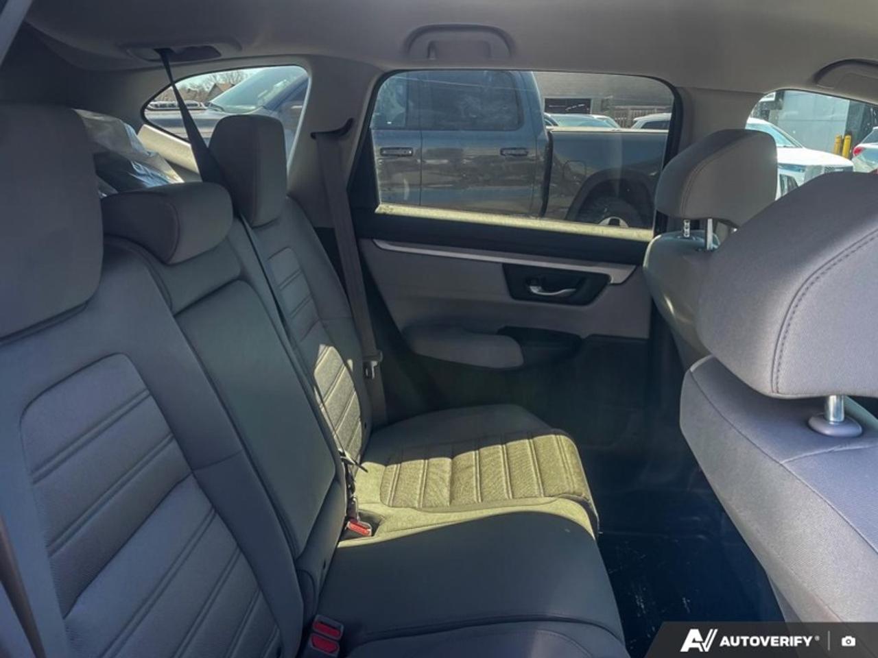 2017 Honda CR-V LX  LX, AWD, REMOTE START Photo