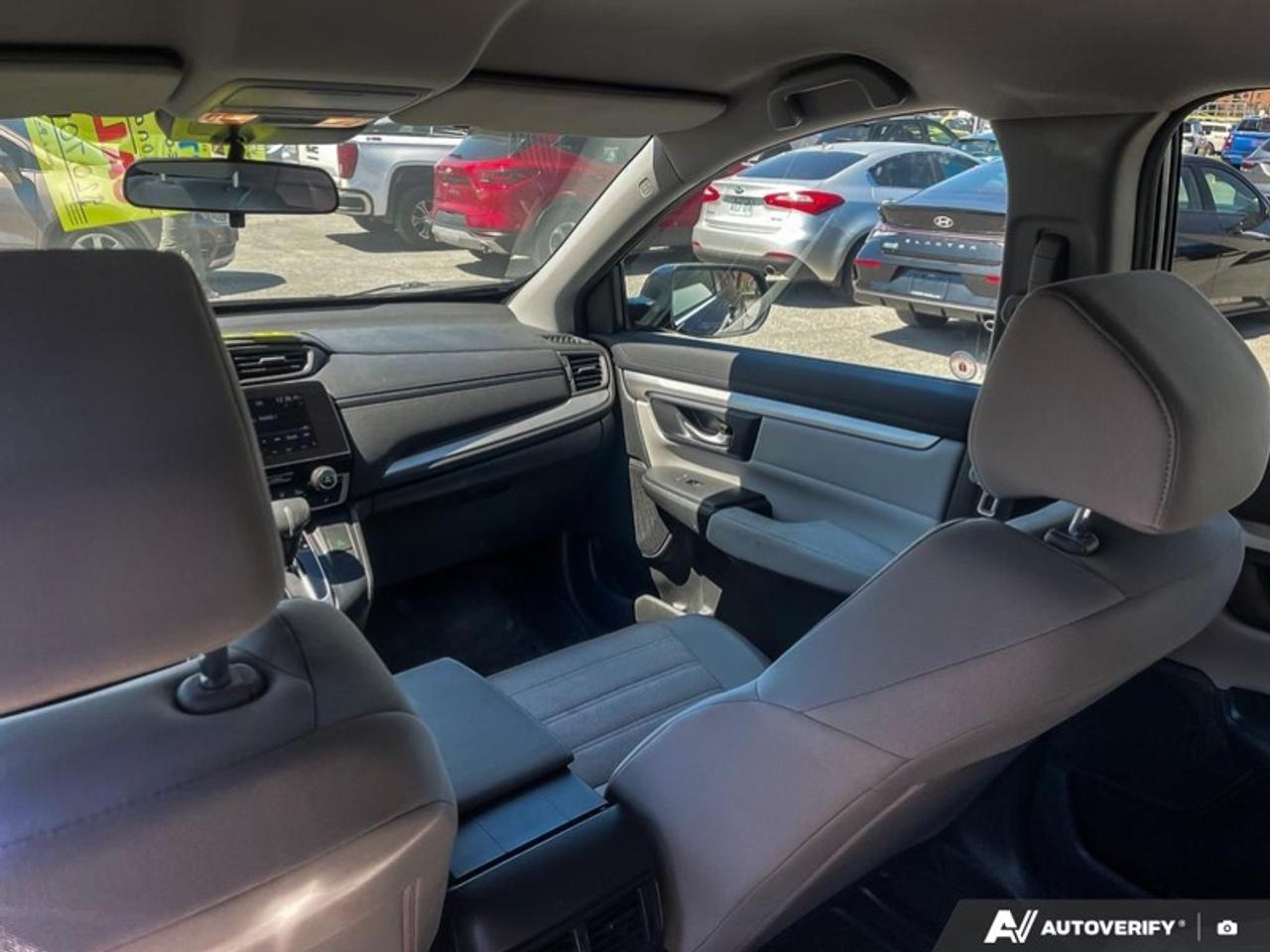 2017 Honda CR-V LX  LX, AWD, REMOTE START Photo