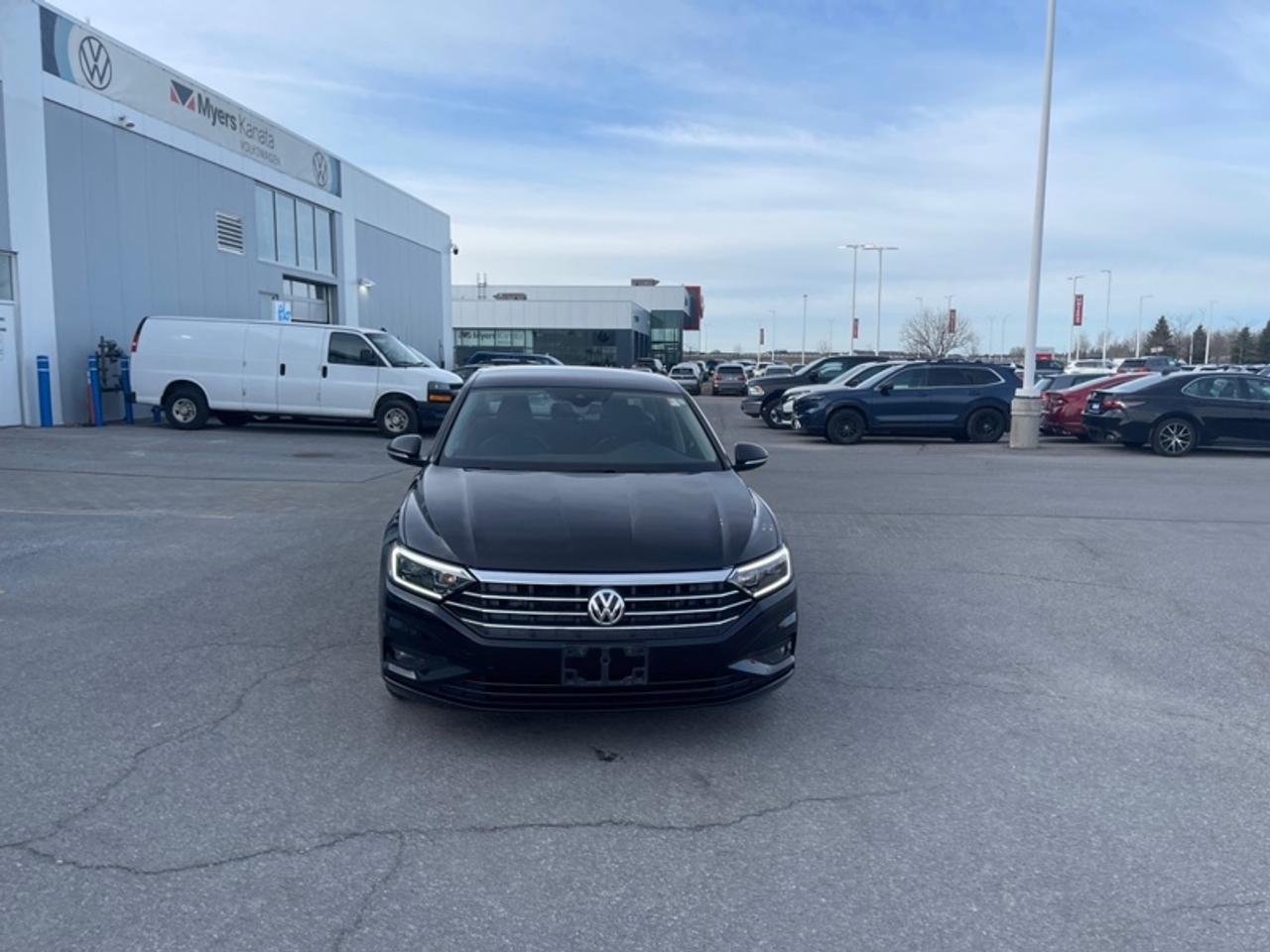 2019 Volkswagen Jetta Execline Auto  - Leather Seats Photo