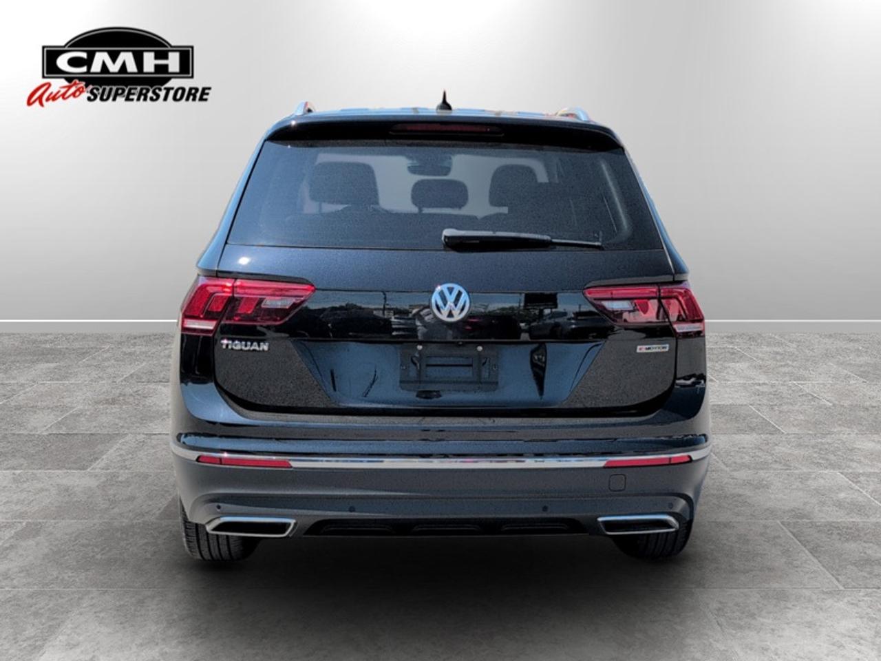 2020 Volkswagen Tiguan Highline  **PANO SUNROOF** Photo2