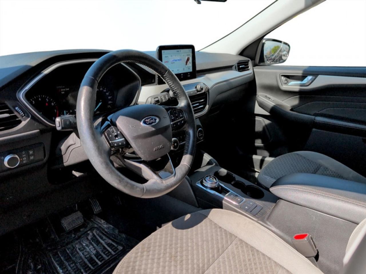 2021 Ford Escape SE  **CLEAN CARFAX** Photo