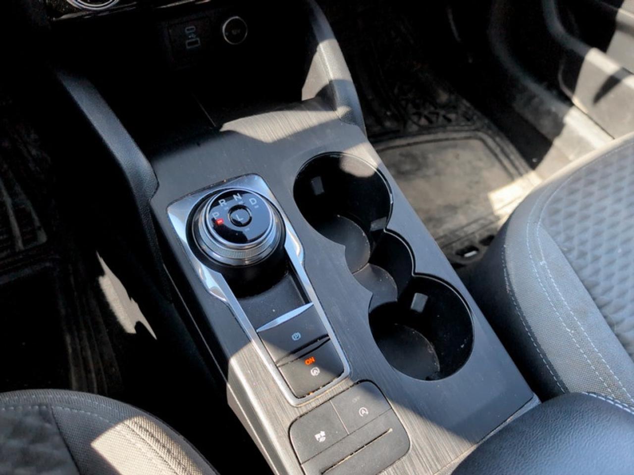 2021 Ford Escape SE  **CLEAN CARFAX** Photo
