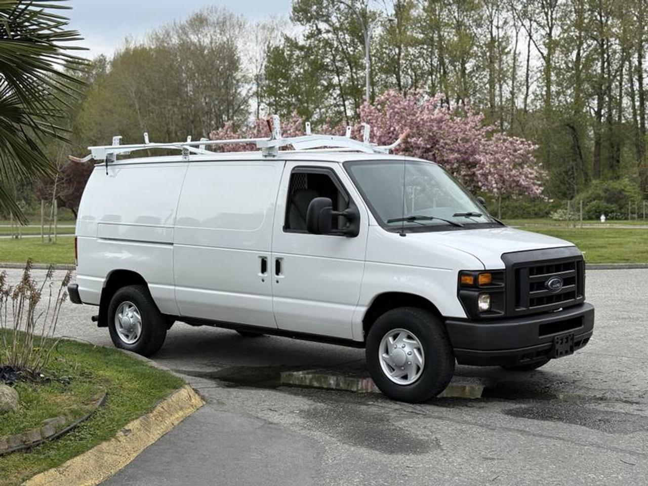 Used 2008 Ford Econoline E-250 Cargo Van with Roof Rack and Shelving for sale in Burnaby, BC