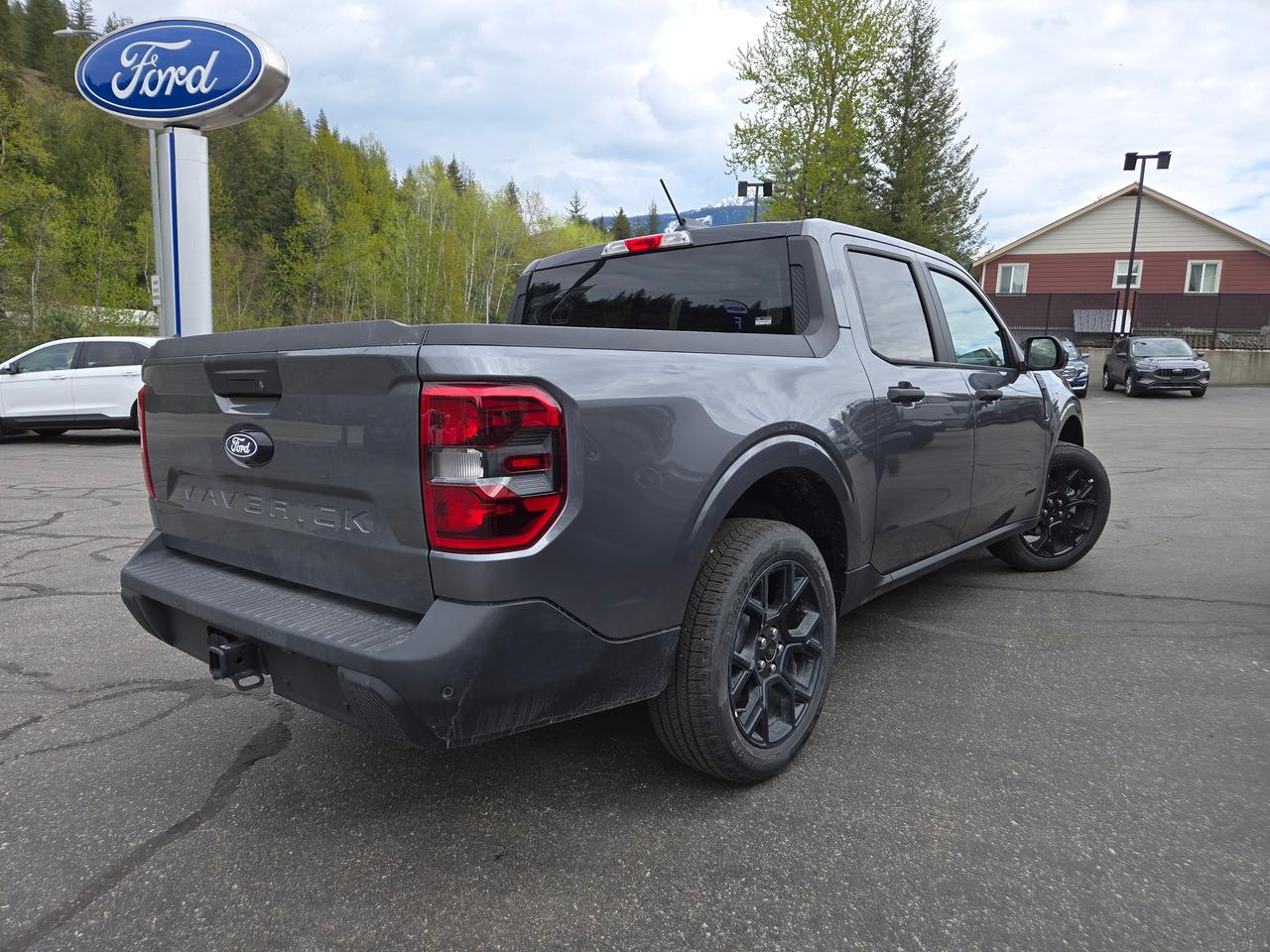 2026 Ford Maverick XLT Photo4