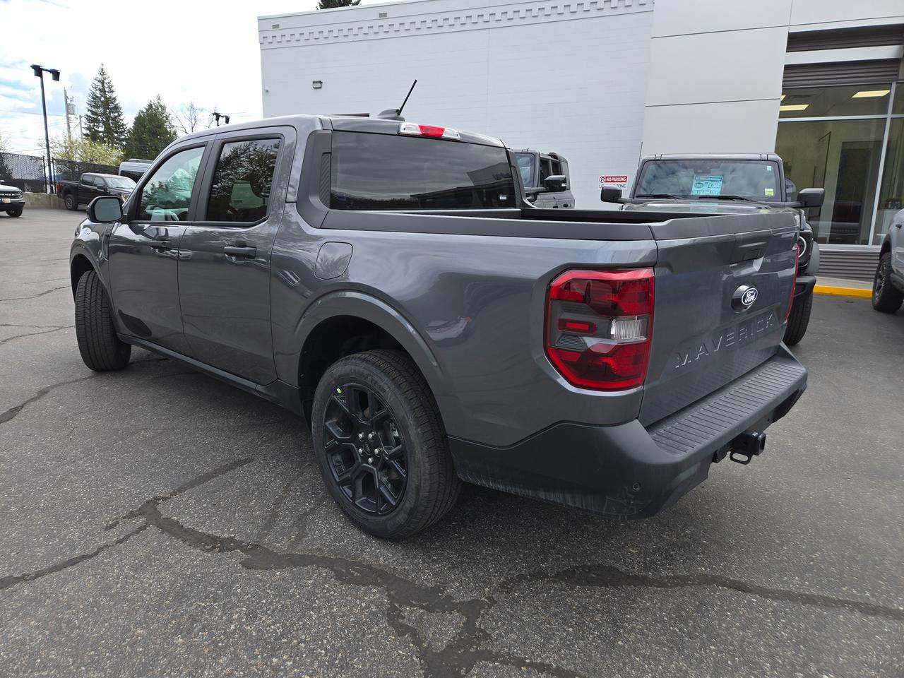 2026 Ford Maverick XLT Photo2