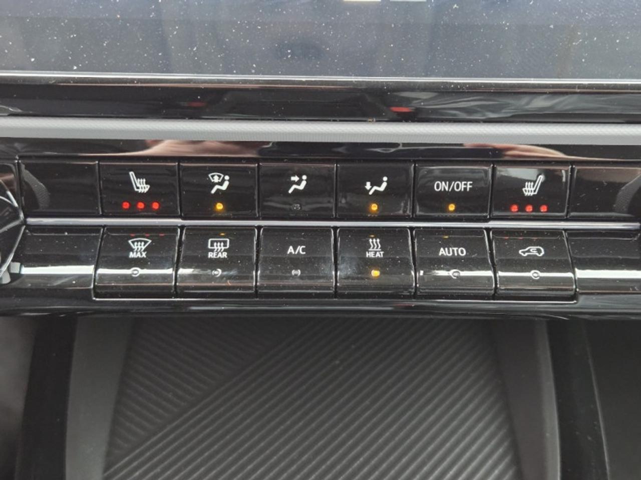 2027 Chevrolet Bolt LT  - Heated Seats Photo
