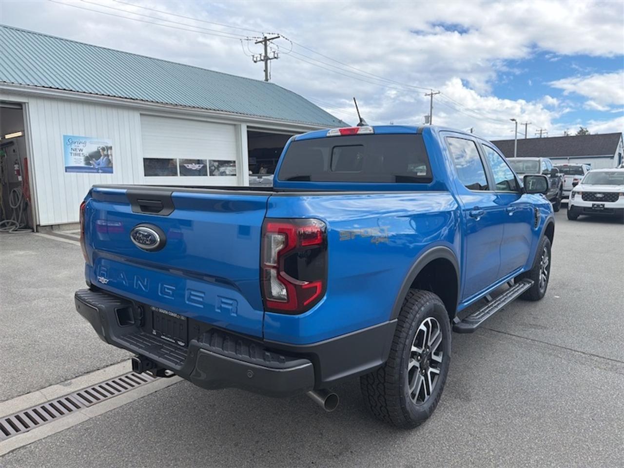 2026 Ford Ranger Lariat  - Running Boards Photo4