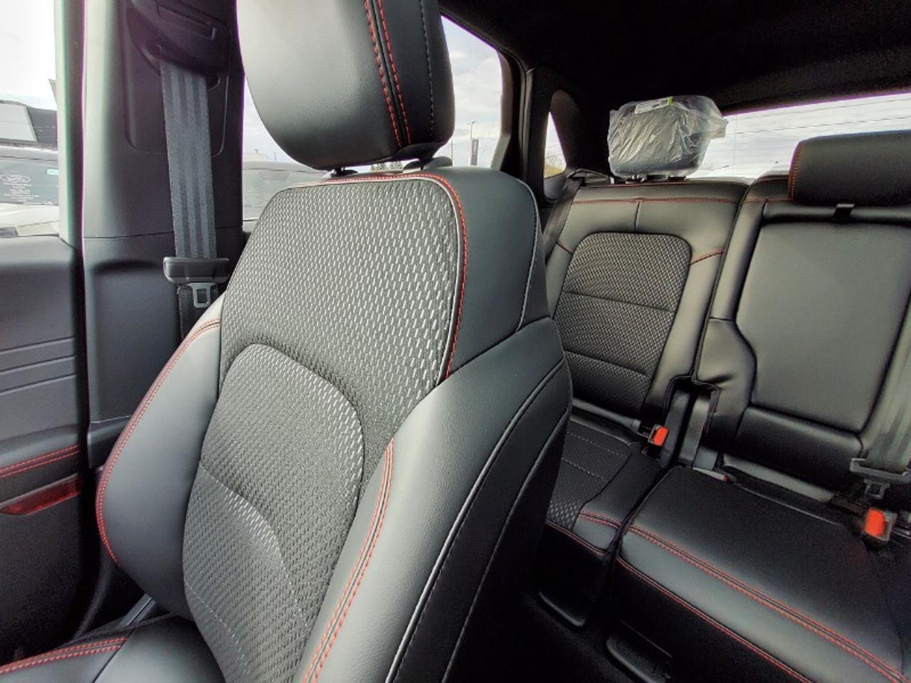 2026 Ford Escape ST-Line Select Photo