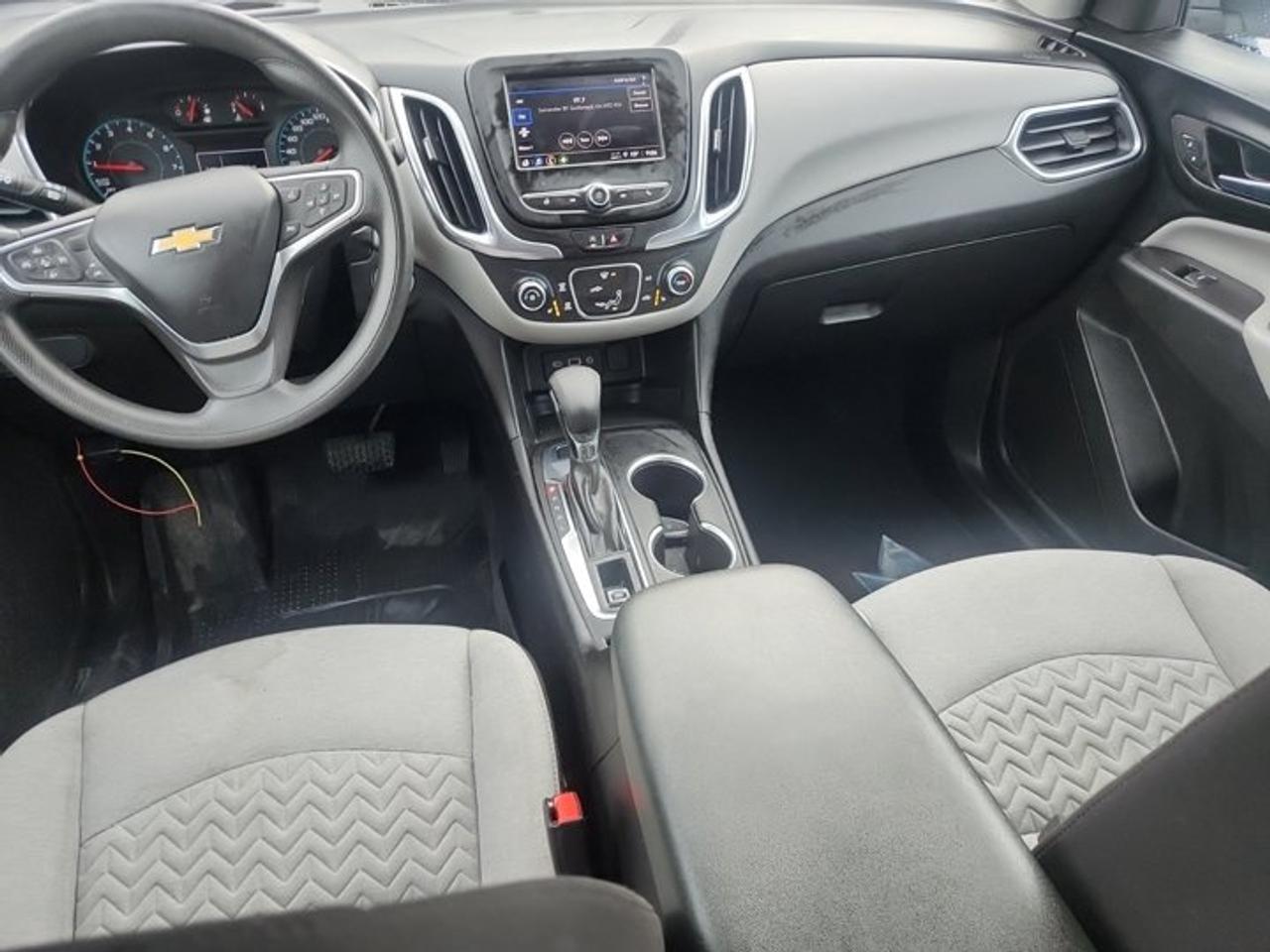 2022 Chevrolet Equinox LS AWD | Power Seat | Heated Seats | Remote Start | CarPlay + Android | and more! Photo2