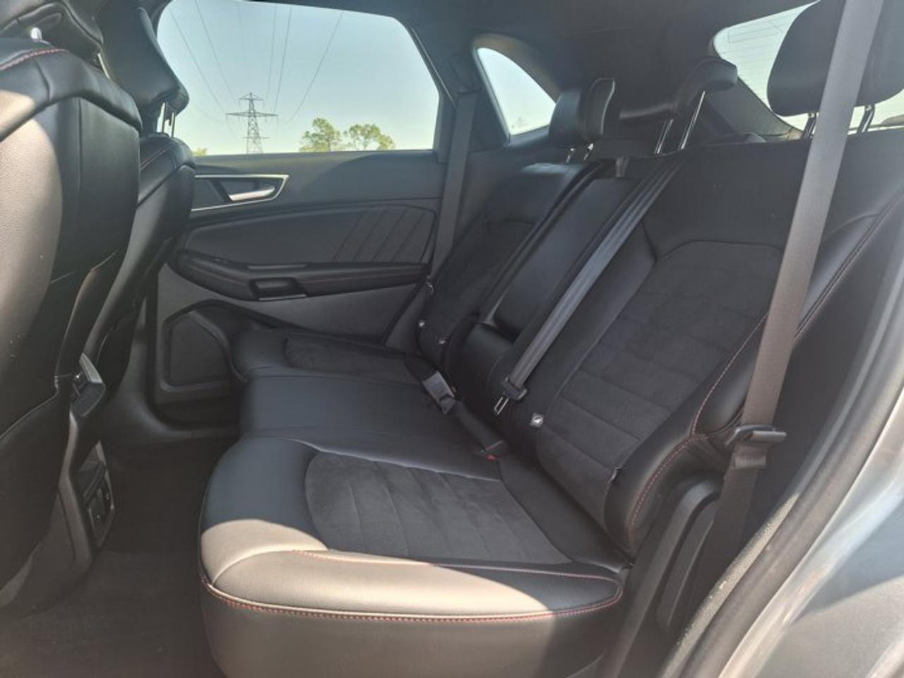 2020 Ford Edge ST Line AWD | Heated Seats + Steering | Remote Start | Power Liftgate | Co-Pilot 360 | and More! Photo