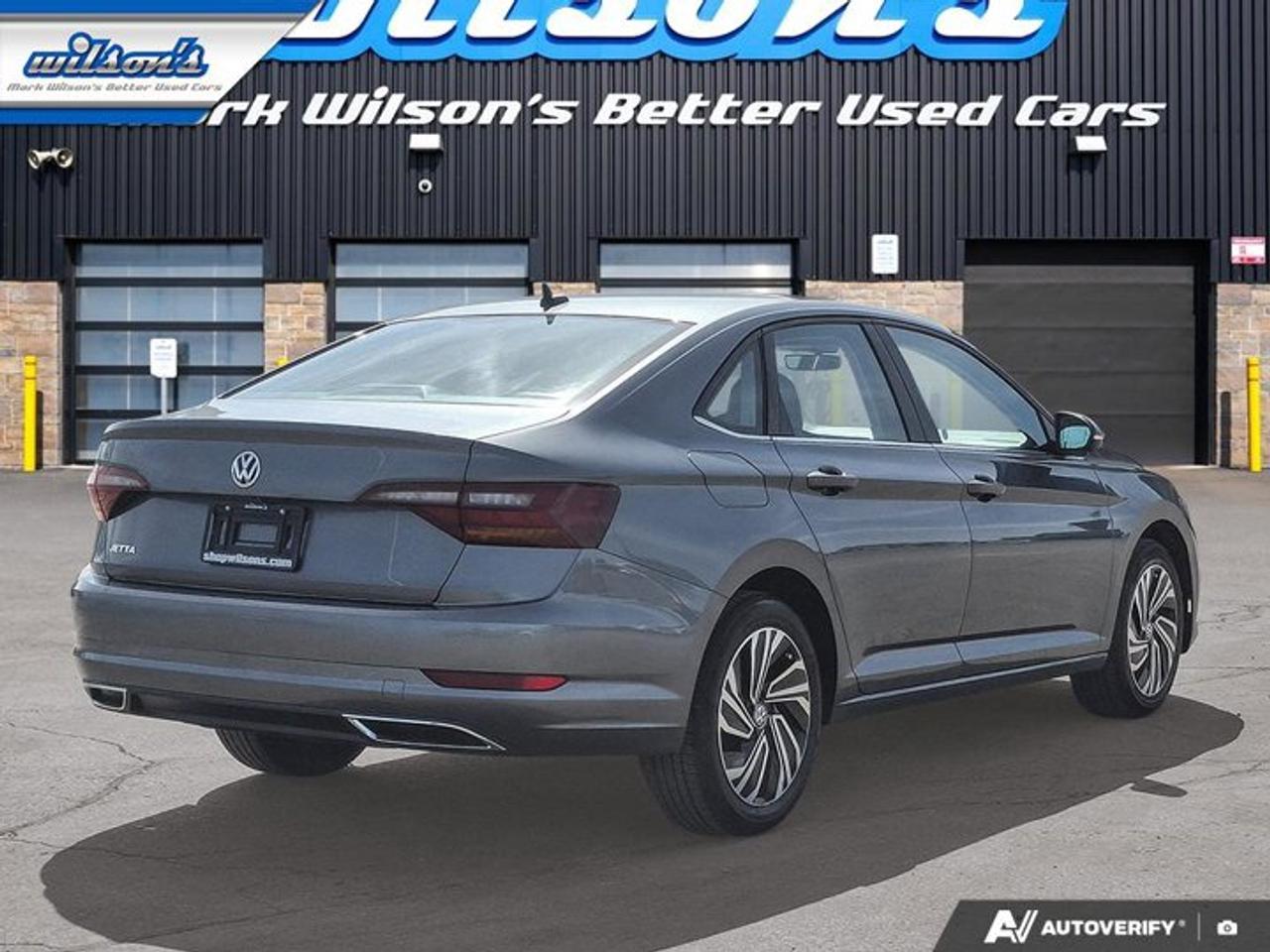 2019 Volkswagen Jetta Execline Manual | Leather | Pano Roof | Navi | Heated + Ventilated Seats | CarPlay | Keyless Entry | Photo