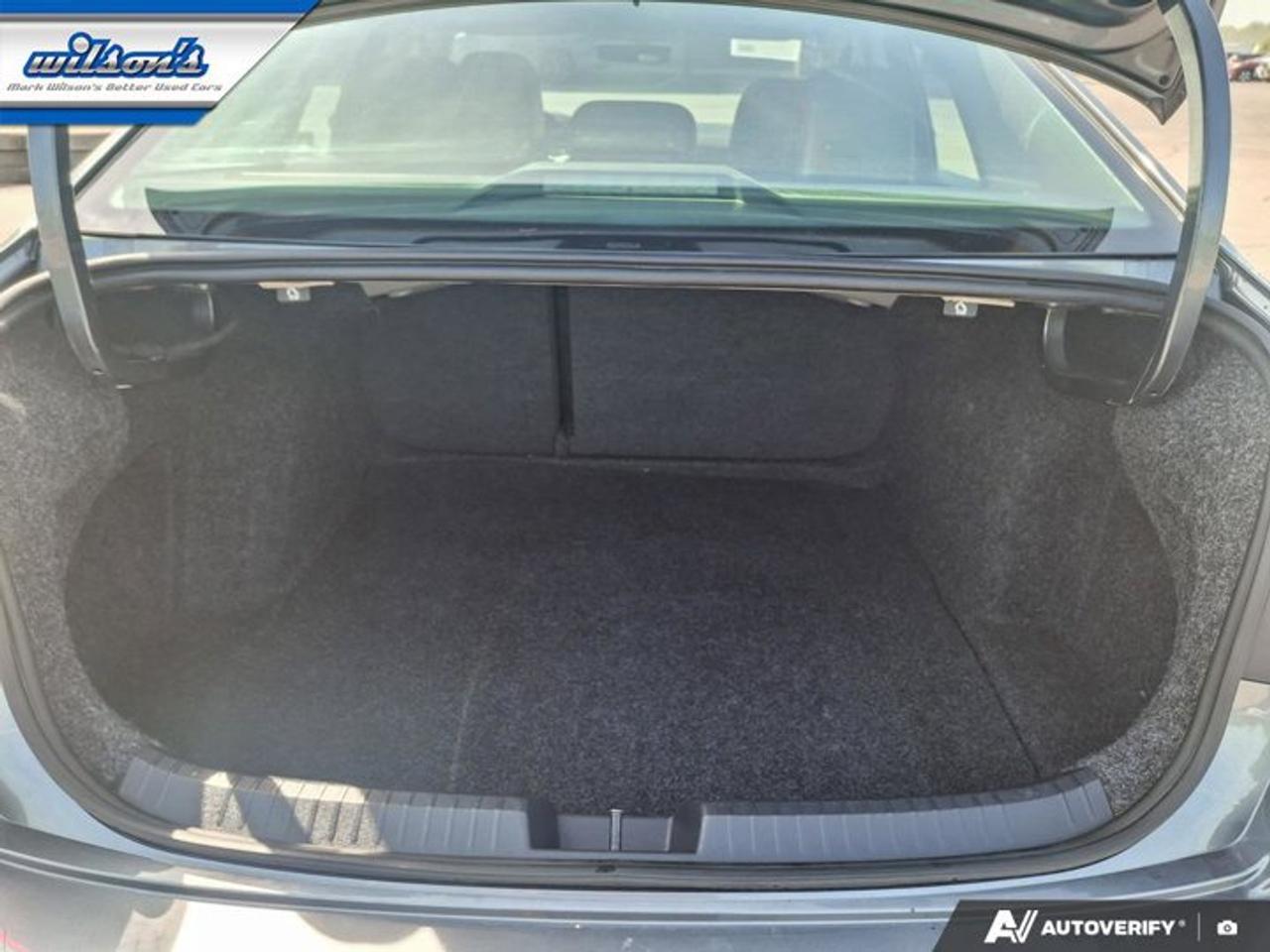 2019 Volkswagen Jetta Execline Manual | Leather | Pano Roof | Navi | Heated + Ventilated Seats | CarPlay | Keyless Entry | Photo