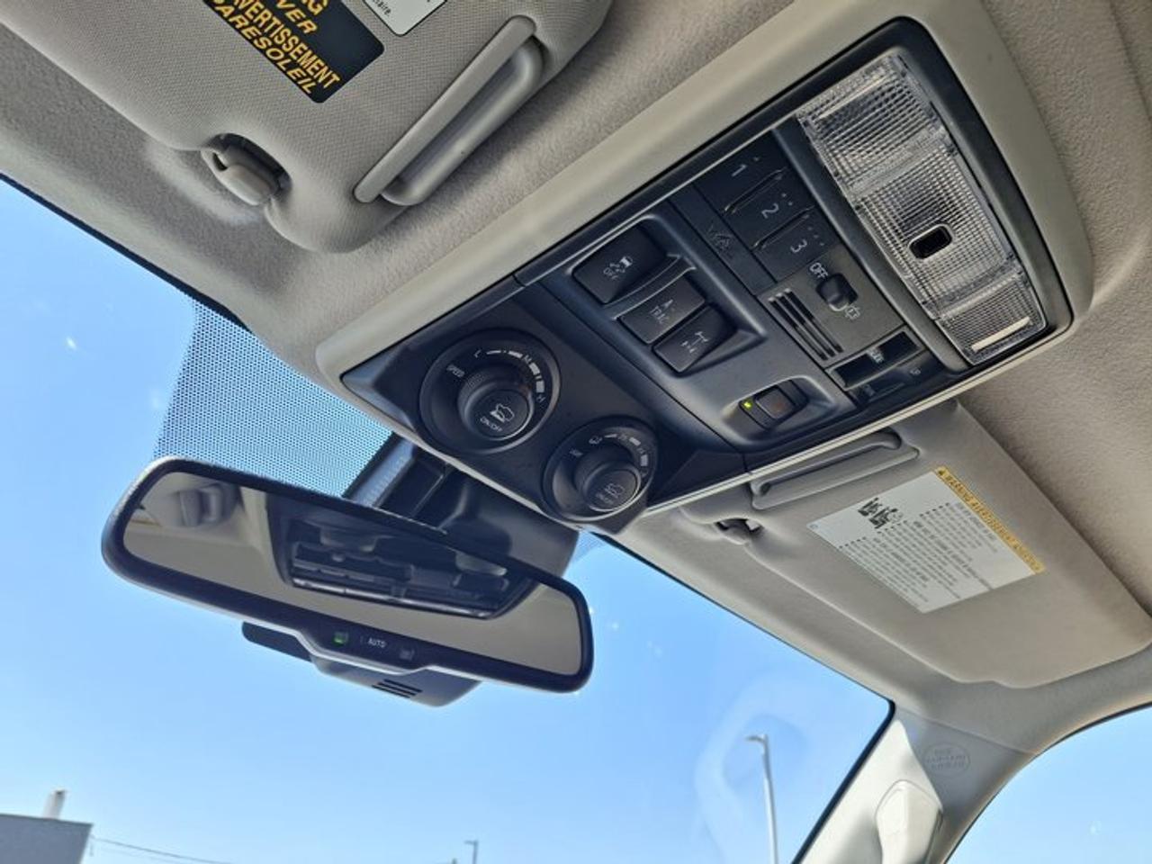 2023 Toyota 4Runner TRD Off-Road 4X4 | Leather | Sunroof | Nav | CarPlay + Android | Rear Camera | Power Seat and More ! Photo