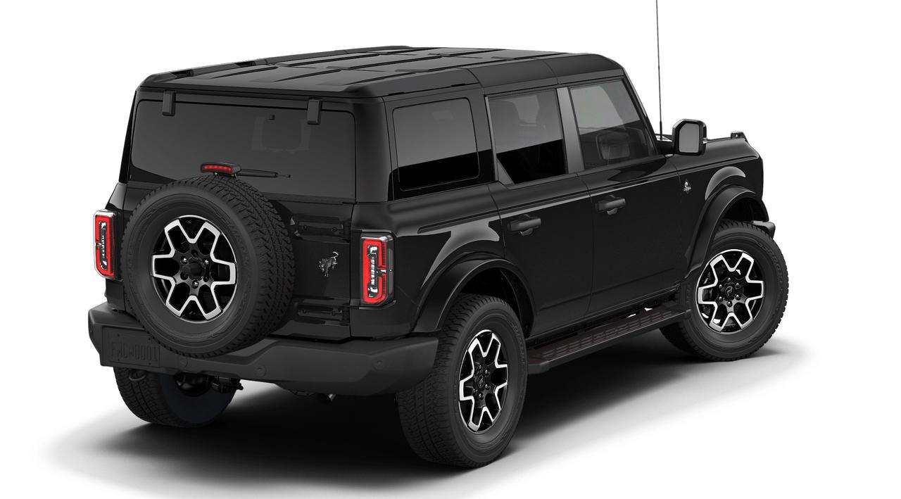 2026 Ford Bronco Outer Banks Photo2