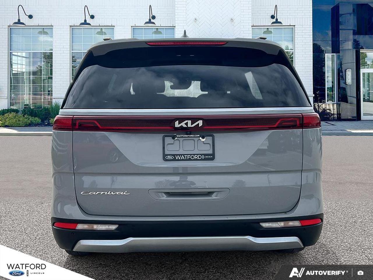 2022 Kia Carnival SX FWD Photo