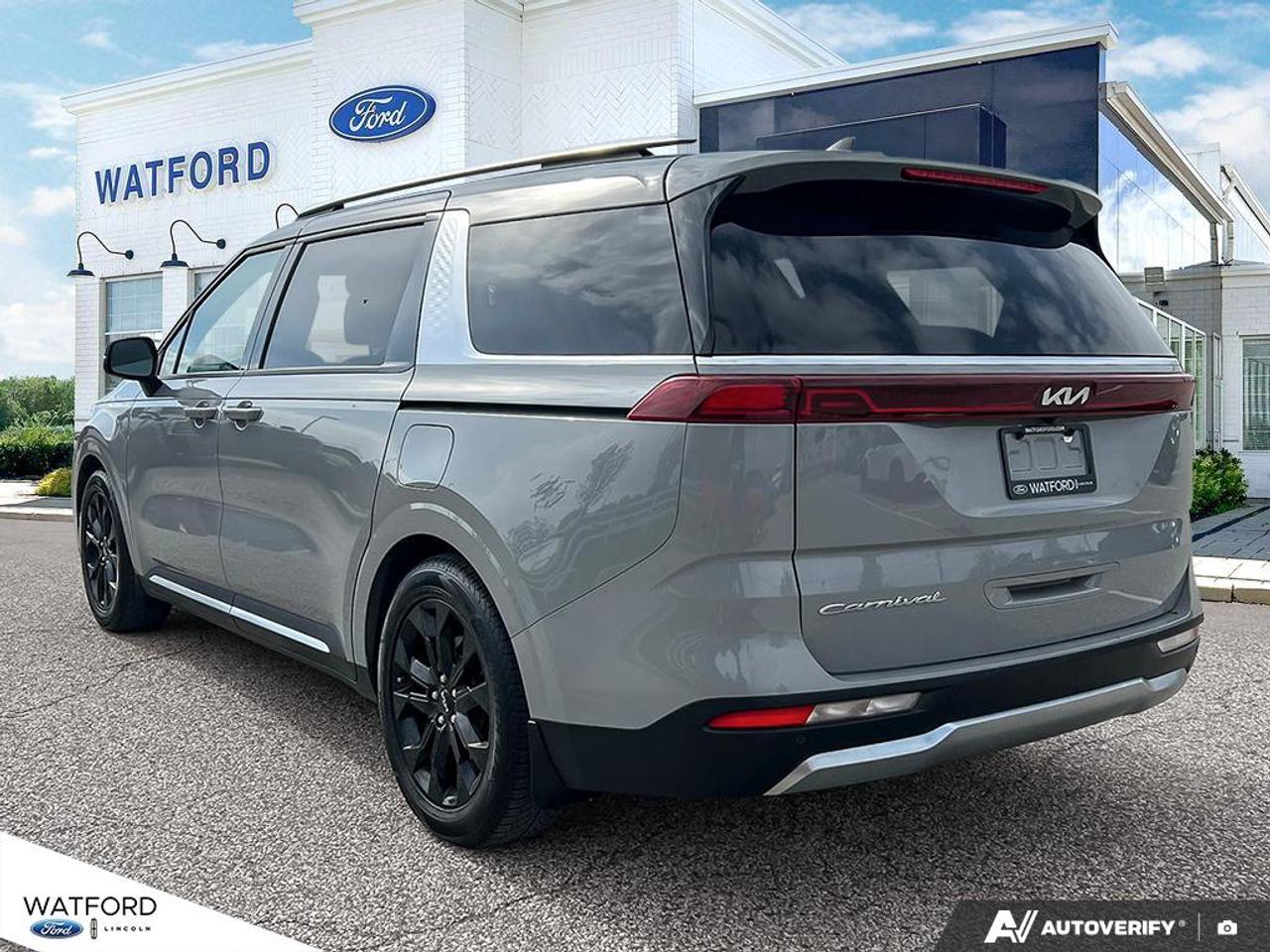 2022 Kia Carnival SX FWD Photo3