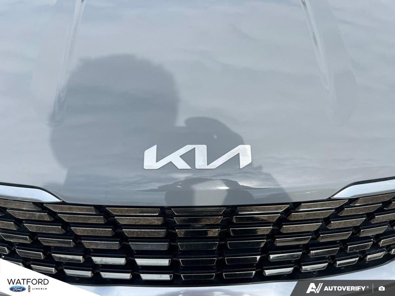 2022 Kia Carnival SX FWD Photo