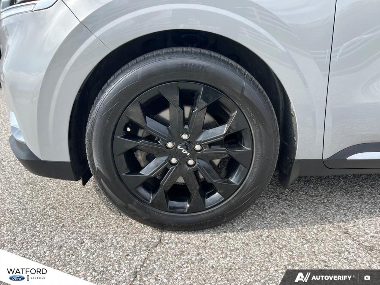 2022 Kia Carnival SX FWD Photo