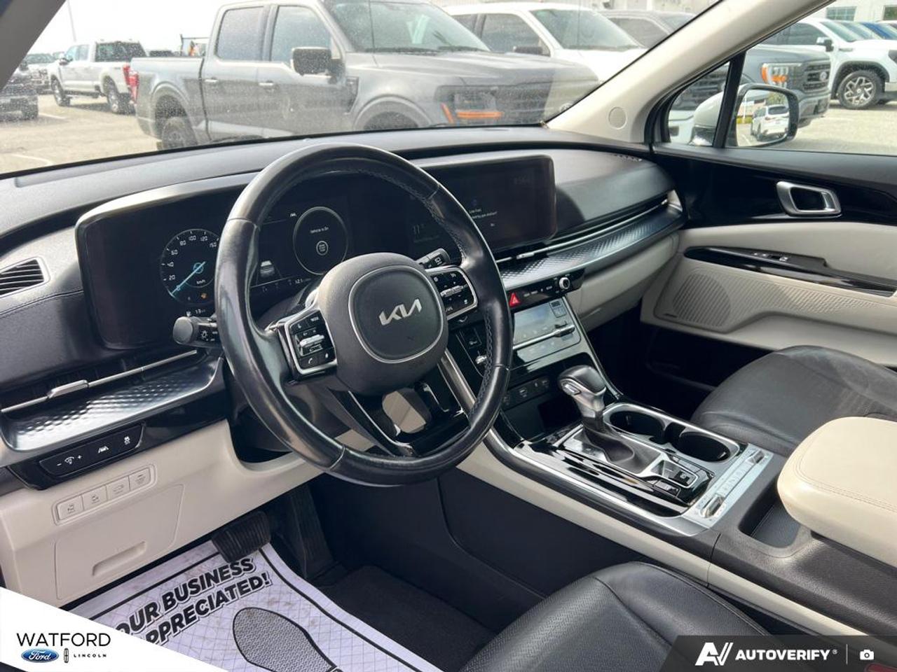 2022 Kia Carnival SX FWD Photo