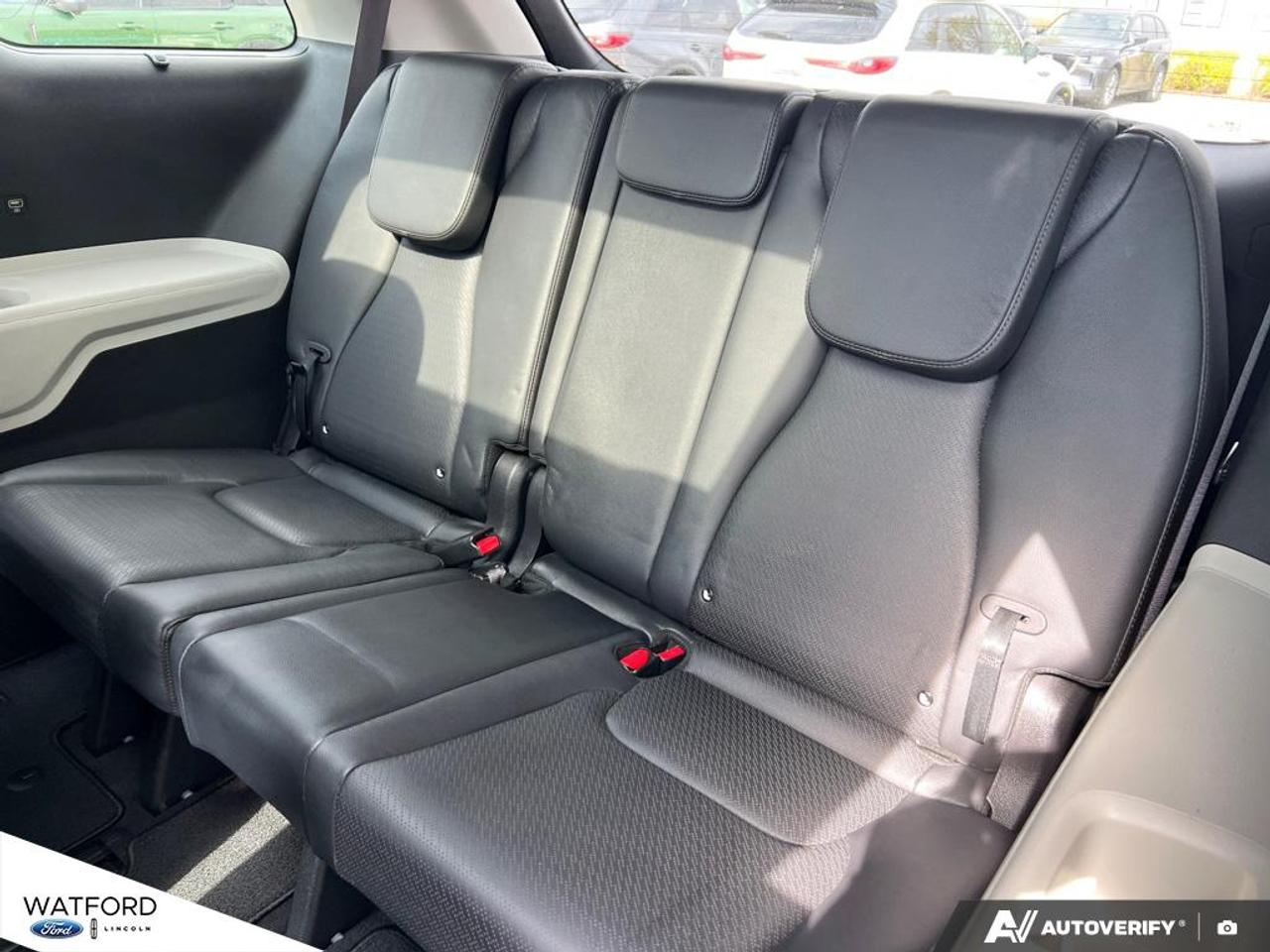2022 Kia Carnival SX FWD Photo
