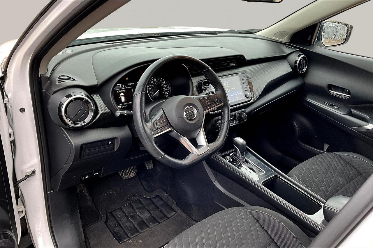 2021 Nissan Kicks SV Photo