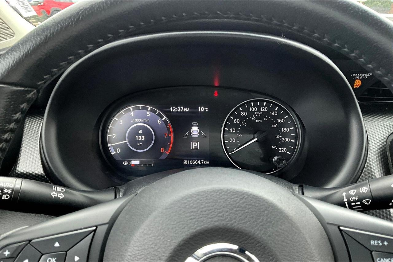 2021 Nissan Kicks SV Photo