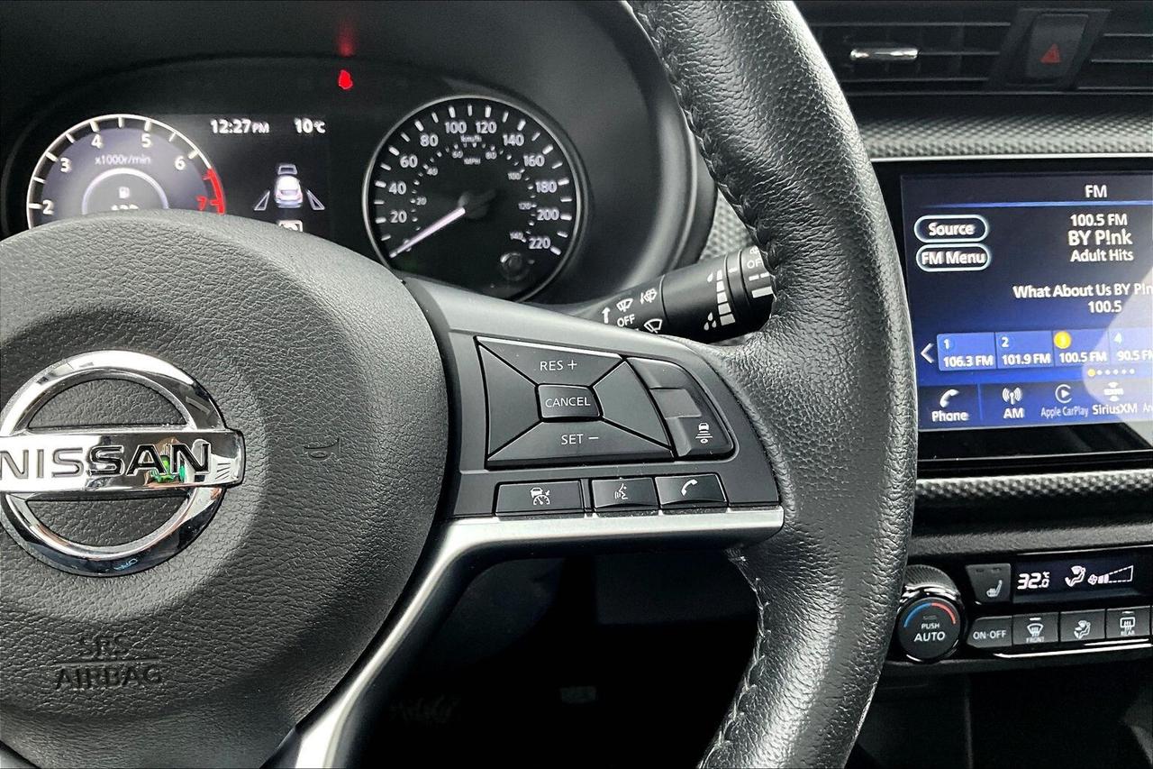 2021 Nissan Kicks SV Photo