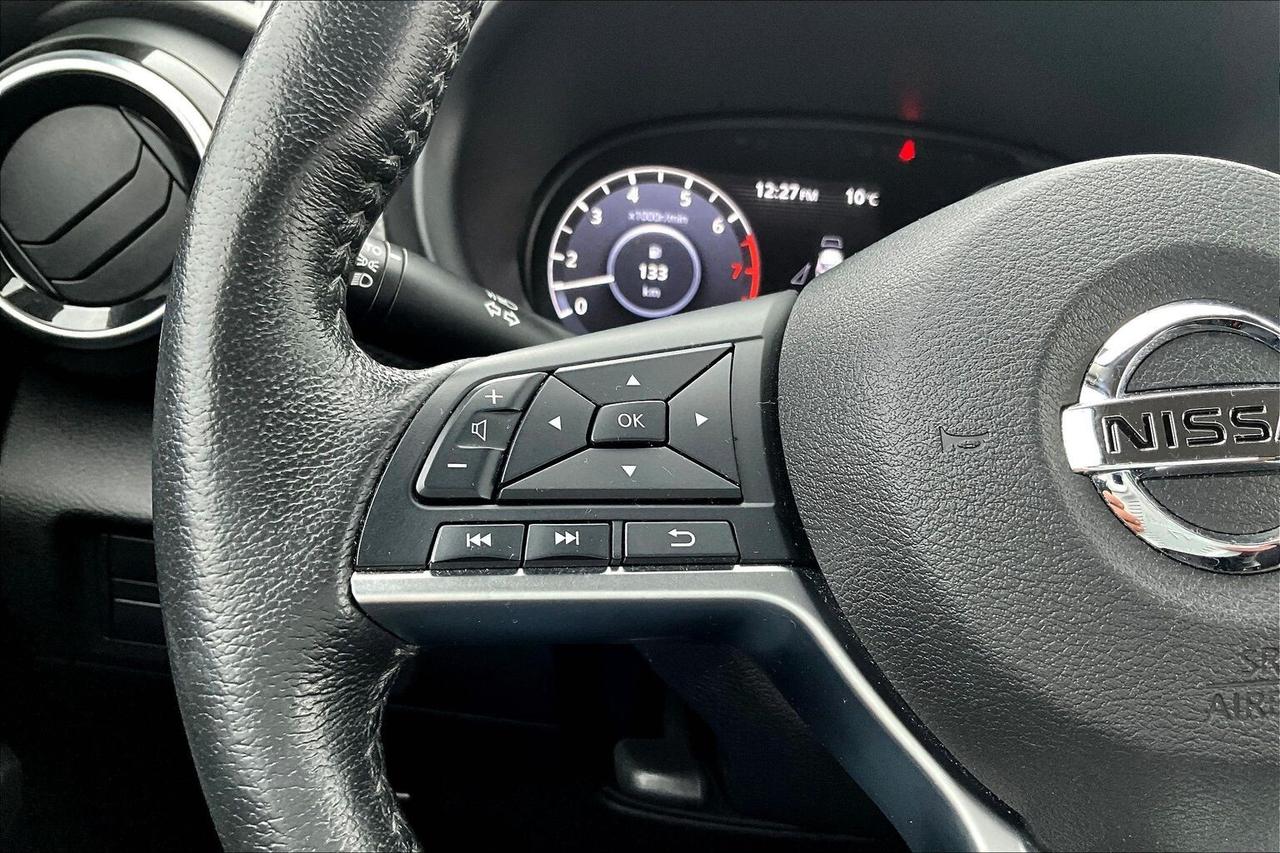 2021 Nissan Kicks SV Photo