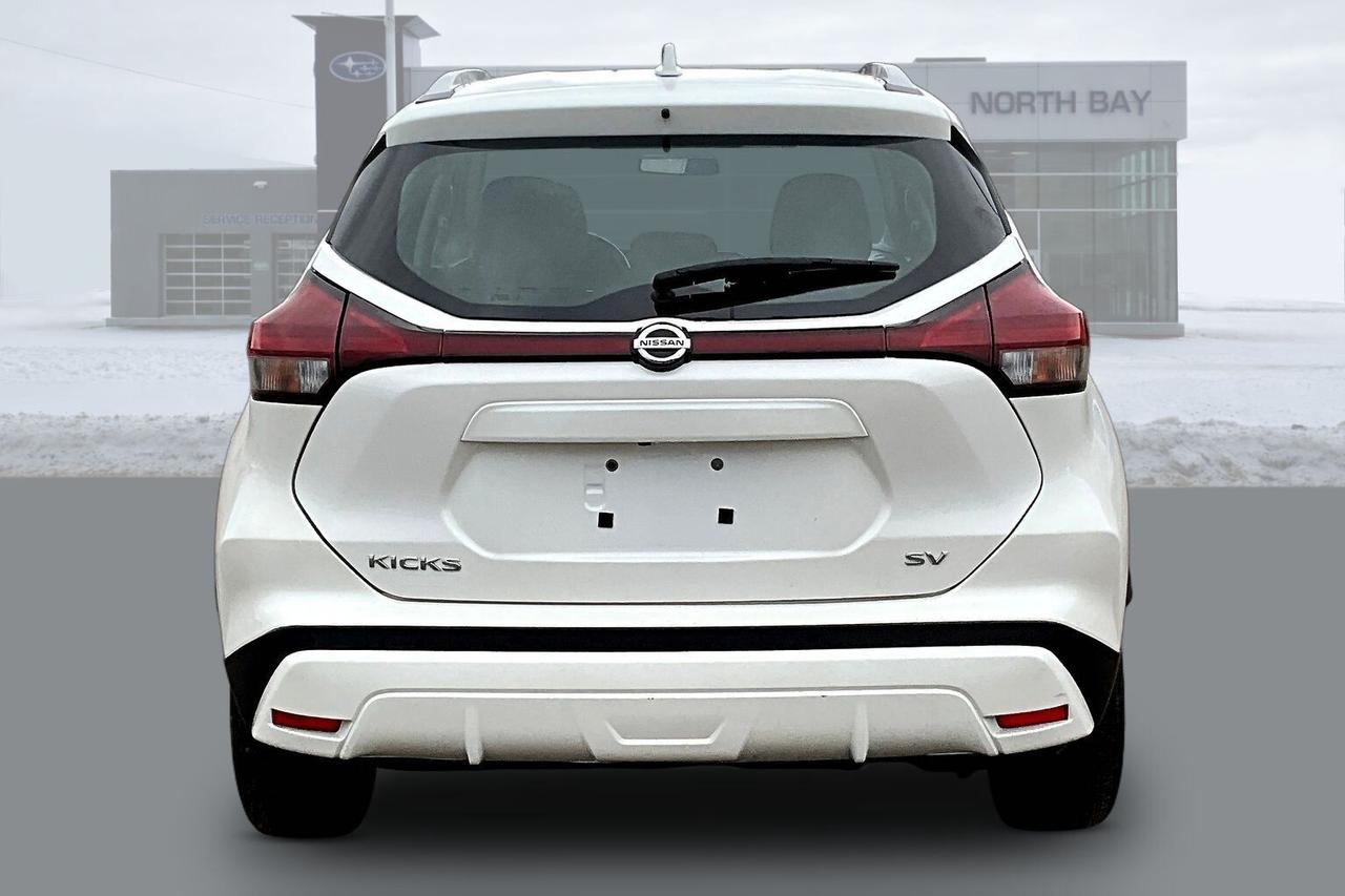 2021 Nissan Kicks SV Photo