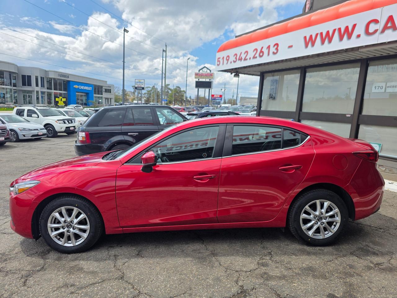 2018 Mazda MAZDA3 GS LOW KMS | ACCIDENT FREE | DEALER MAINTAINED Photo