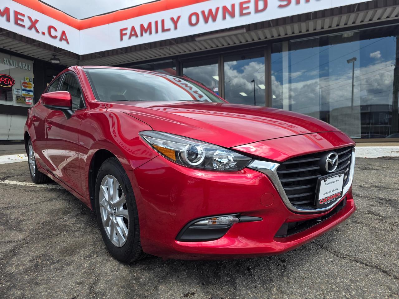 2018 Mazda MAZDA3 GS LOW KMS | ACCIDENT FREE | DEALER MAINTAINED Photo