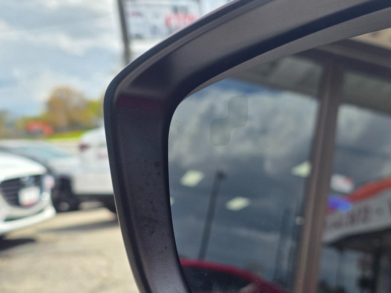 2018 Mazda MAZDA3 GS LOW KMS | ACCIDENT FREE | DEALER MAINTAINED Photo