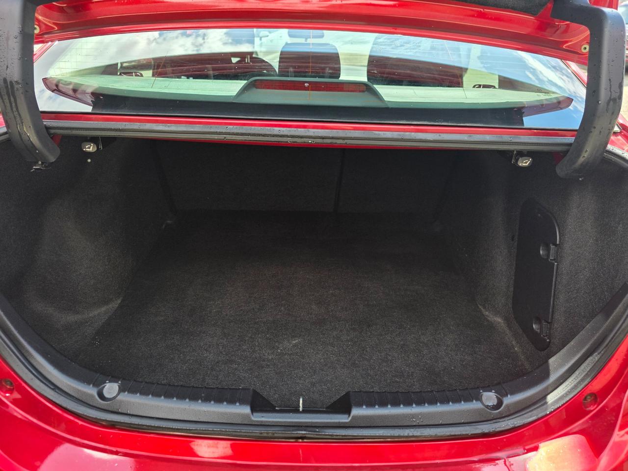 2018 Mazda MAZDA3 GS LOW KMS | ACCIDENT FREE | DEALER MAINTAINED Photo