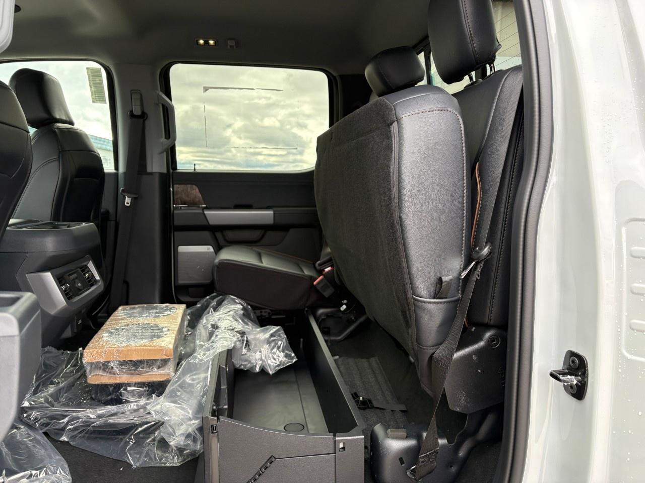 2026 Ford F-250 Super Duty SRW LARIAT 4WD CREW CAB 6.75' BOX Photo