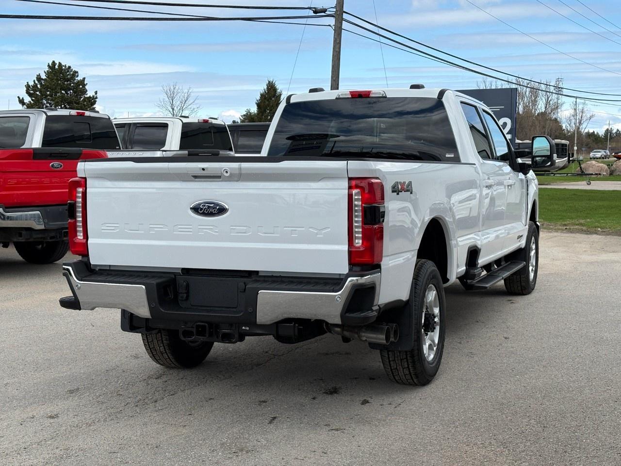 2026 Ford F-350 Super Duty SRW XLT 4WD CREW CAB 8' BOX Photo