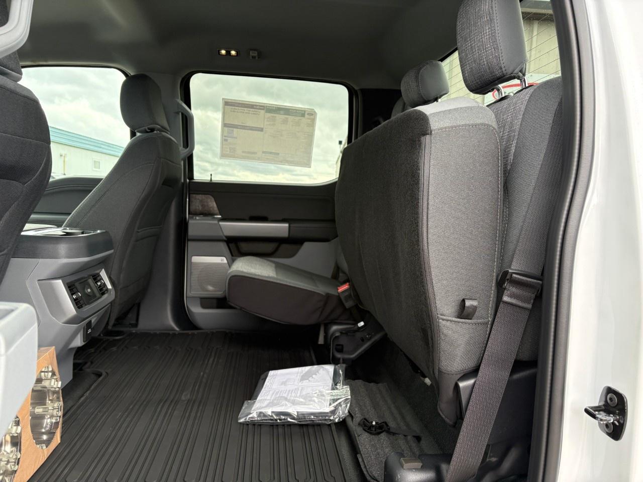 2026 Ford F-350 Super Duty SRW XLT 4WD CREW CAB 8' BOX Photo