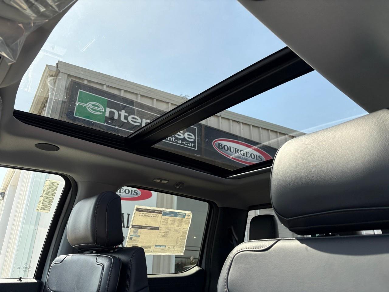 2026 Ford F-250 Super Duty SRW LARIAT 4WD CREW CAB 6.75' BOX Photo