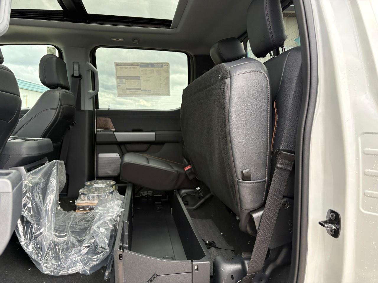 2026 Ford F-250 Super Duty SRW LARIAT 4WD CREW CAB 6.75' BOX Photo