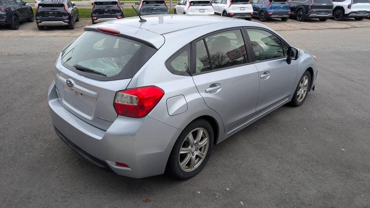 2014 Subaru Impreza 5dr HB CVT 2.0i w/Touring Pkg Photo4