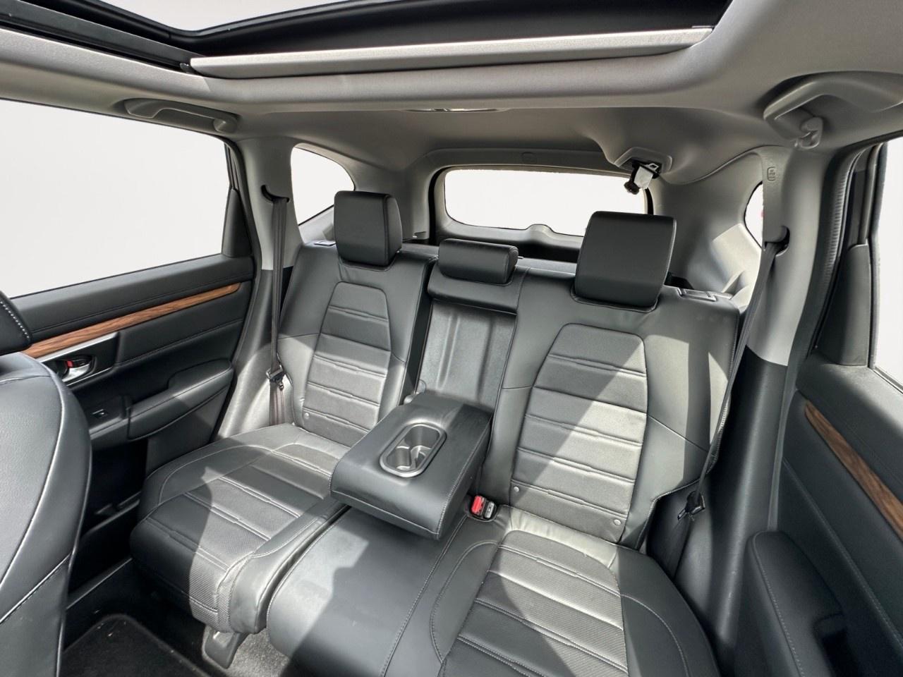 2019 Honda CR-V Touring AWD Photo