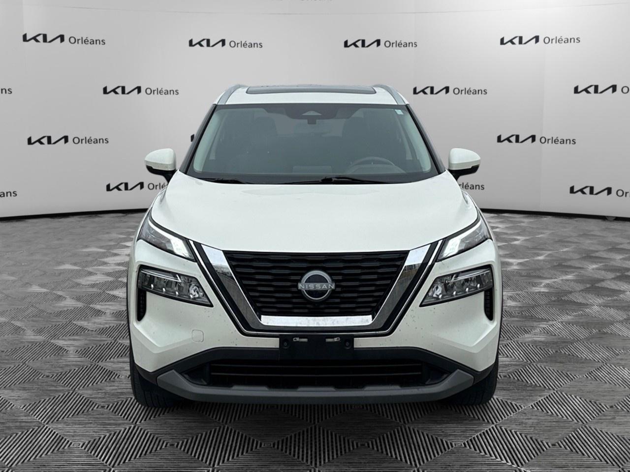 2022 Nissan Rogue AWD SV Photo