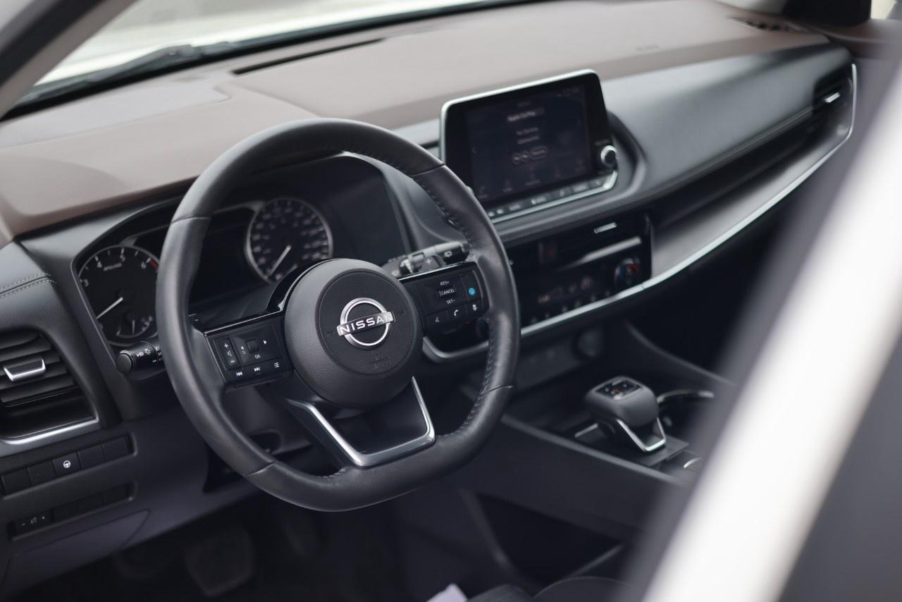 2022 Nissan Rogue AWD SV Photo