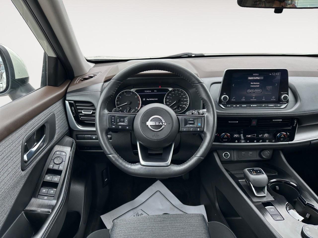 2022 Nissan Rogue AWD SV Photo