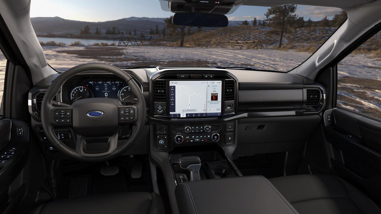 2023 Ford F-150 XLT Photo