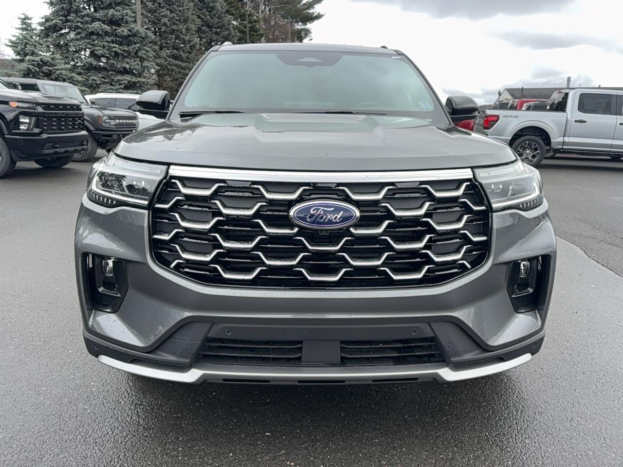 2026 Ford Explorer  Photo1